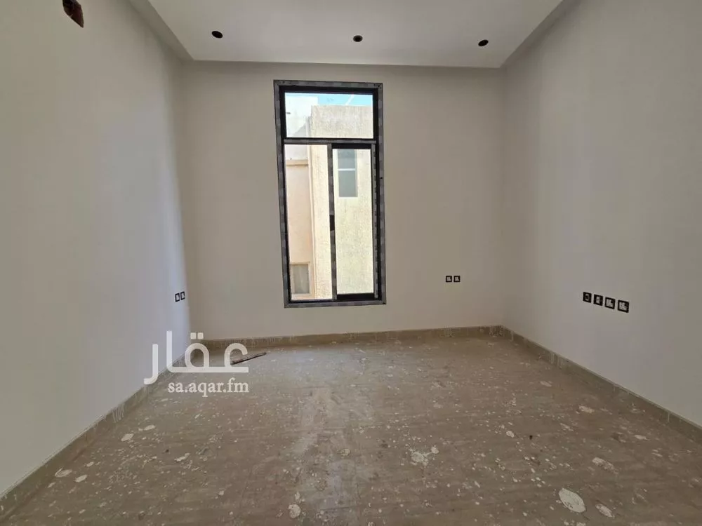 فيلا 4 غرف في الملك فيصل 6