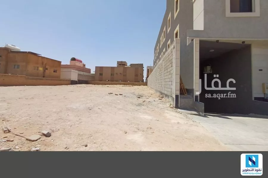 land in Al Malaz, Riyadh 4