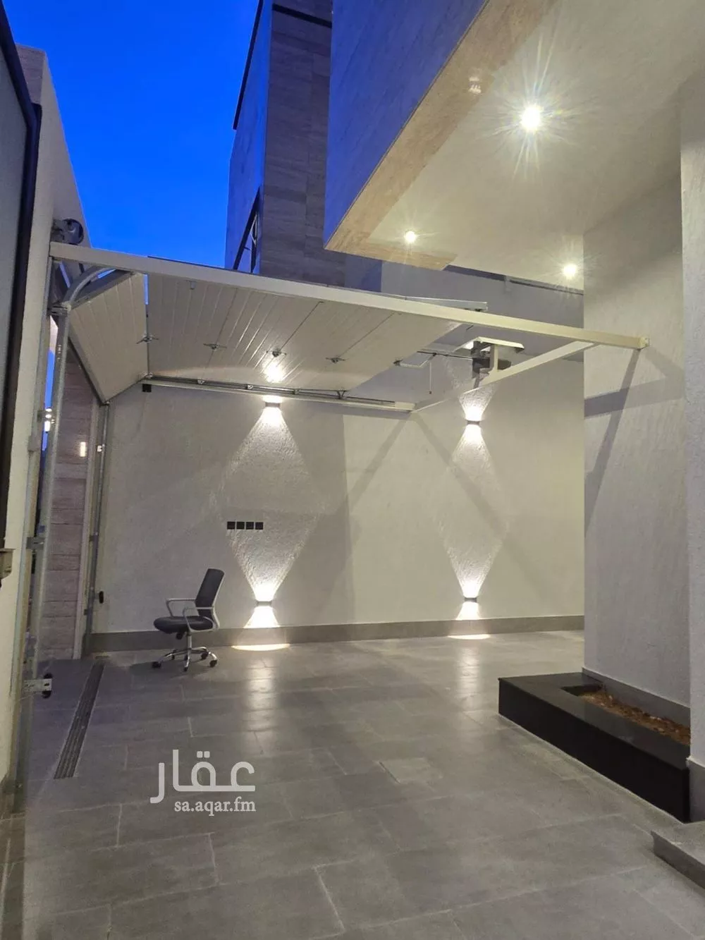 6 bedroom villa in Al Narjis 3