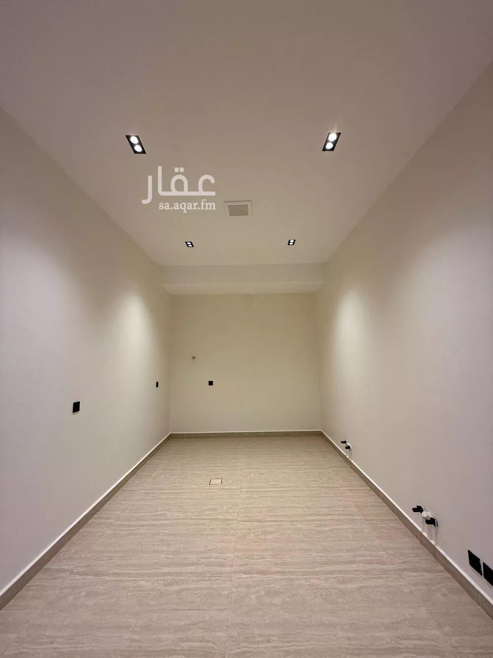 4 bedroom villa in As Suwaidi Al Gharabi, Riyadh 8
