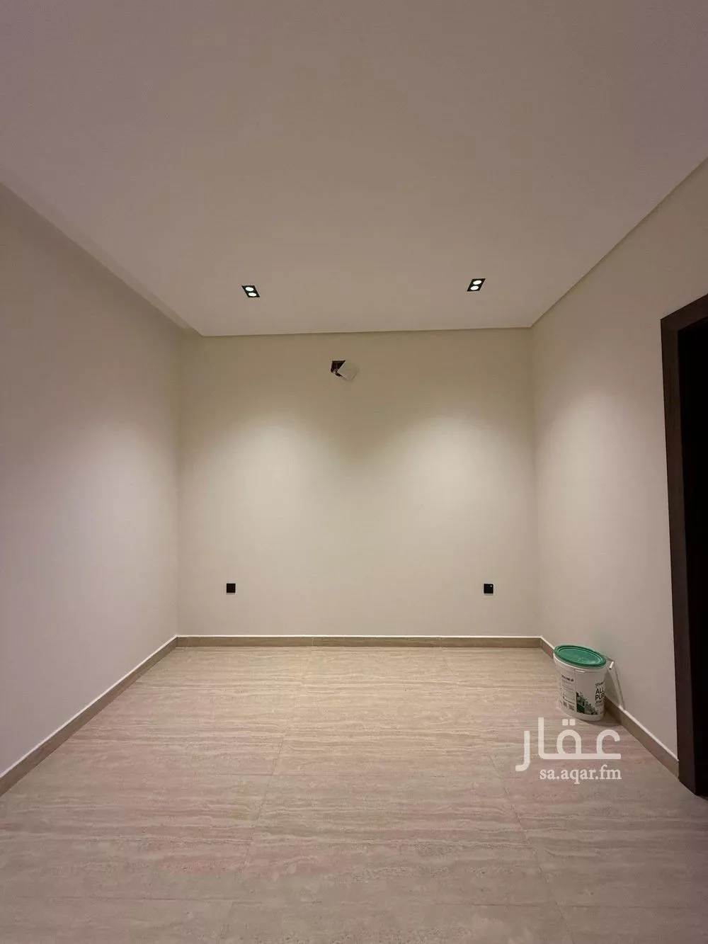4 bedroom villa in As Suwaidi Al Gharabi, Riyadh 9