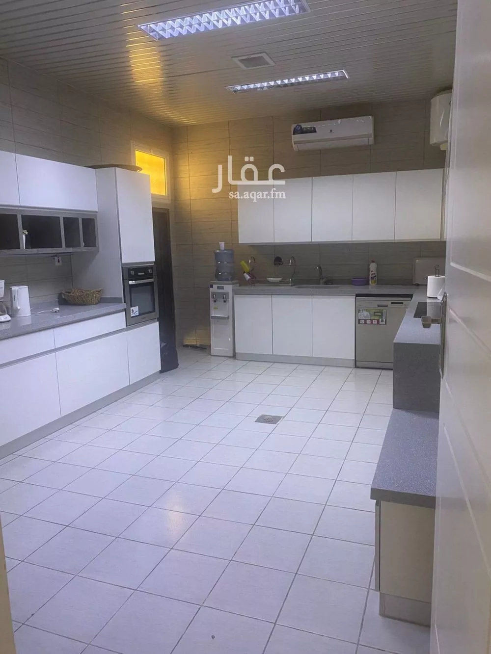 4 bedroom villa in Al Rimal 10