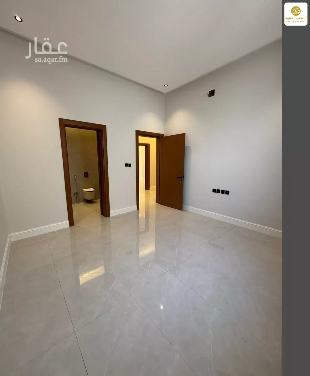 3 bedroom apartment in Al Aridh 7