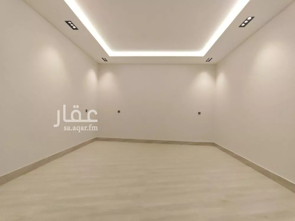 5 bedroom villa in Al Rimal 14