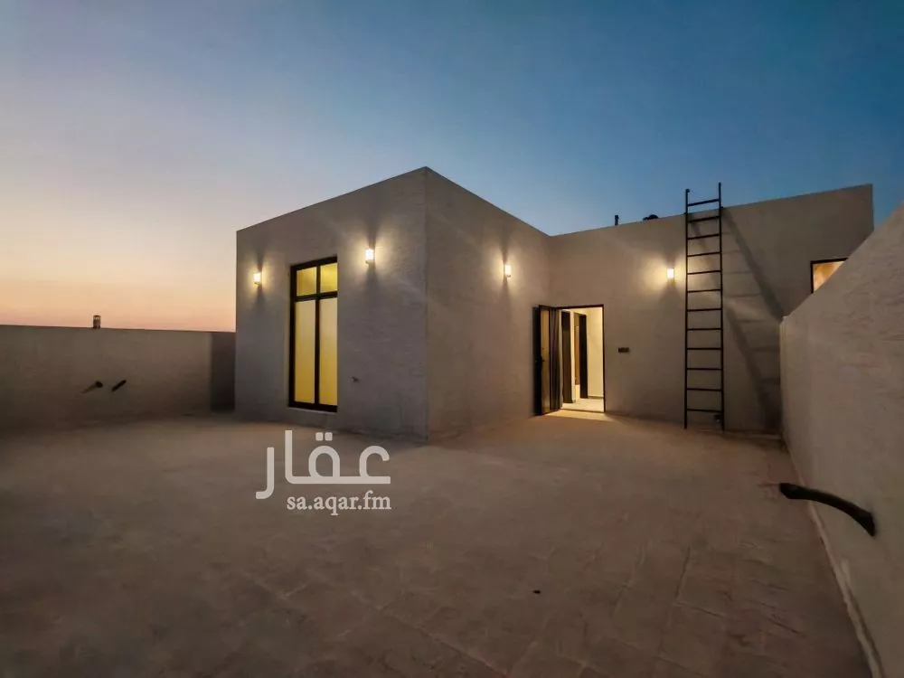 5 bedroom villa in Al Rimal 17