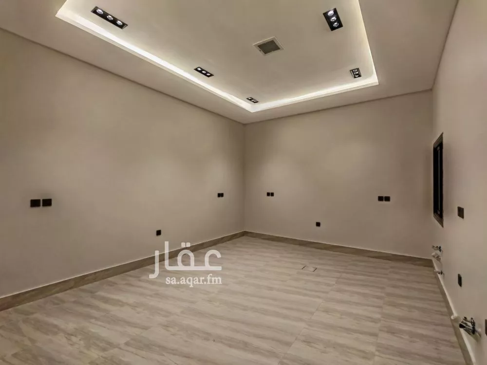 5 bedroom villa in Al Rimal 18