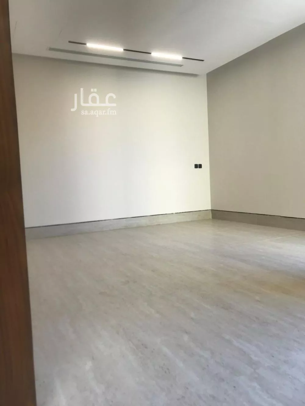 فيلا 5 غرف في النرجس 25