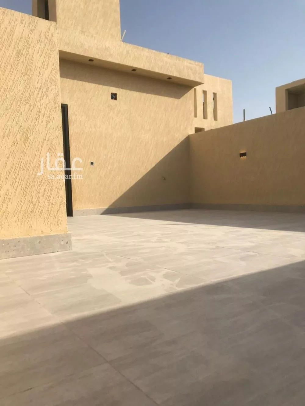 فيلا 5 غرف في النرجس 28