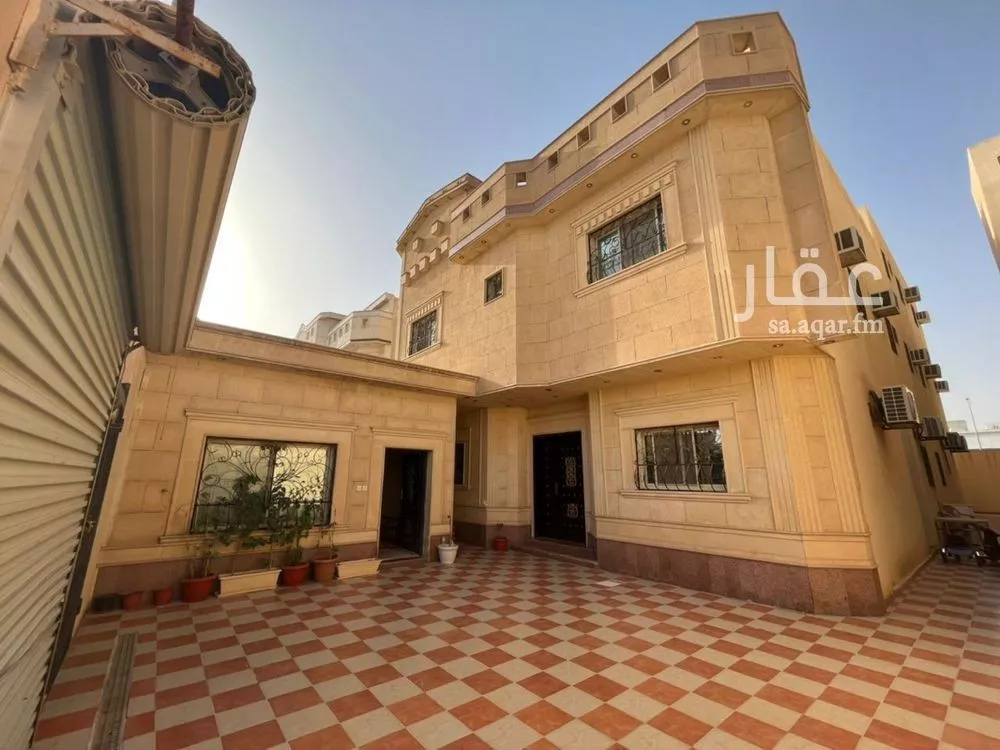 9 bedroom villa in Al Munsiyah 3
