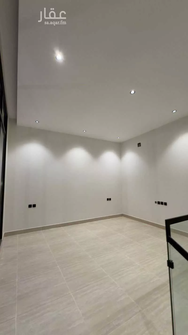 8 bedroom villa in Ishbiliyah 21