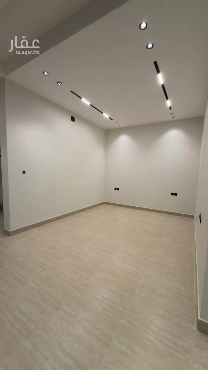 8 bedroom villa in Ishbiliyah 5
