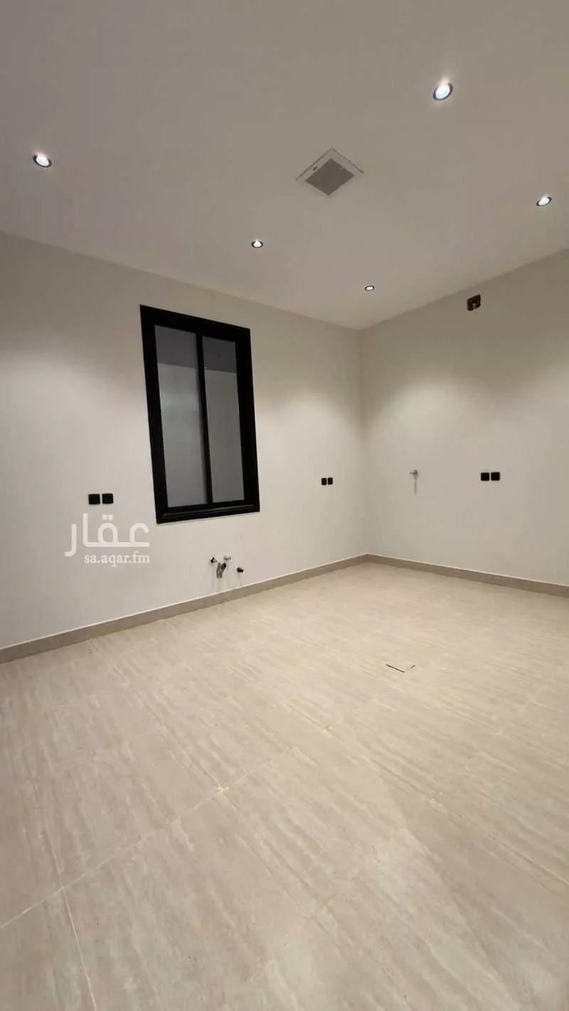 8 bedroom villa in Ishbiliyah 6