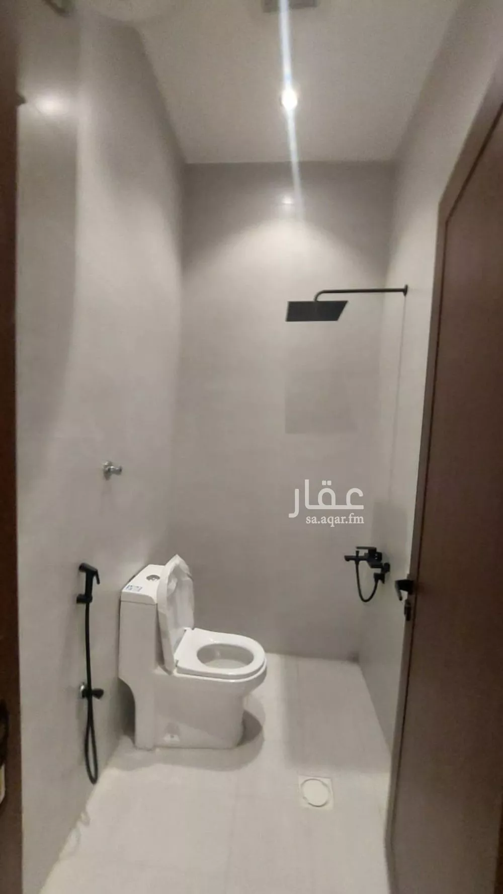 6 bedroom villa in Dhahrat Namar 7