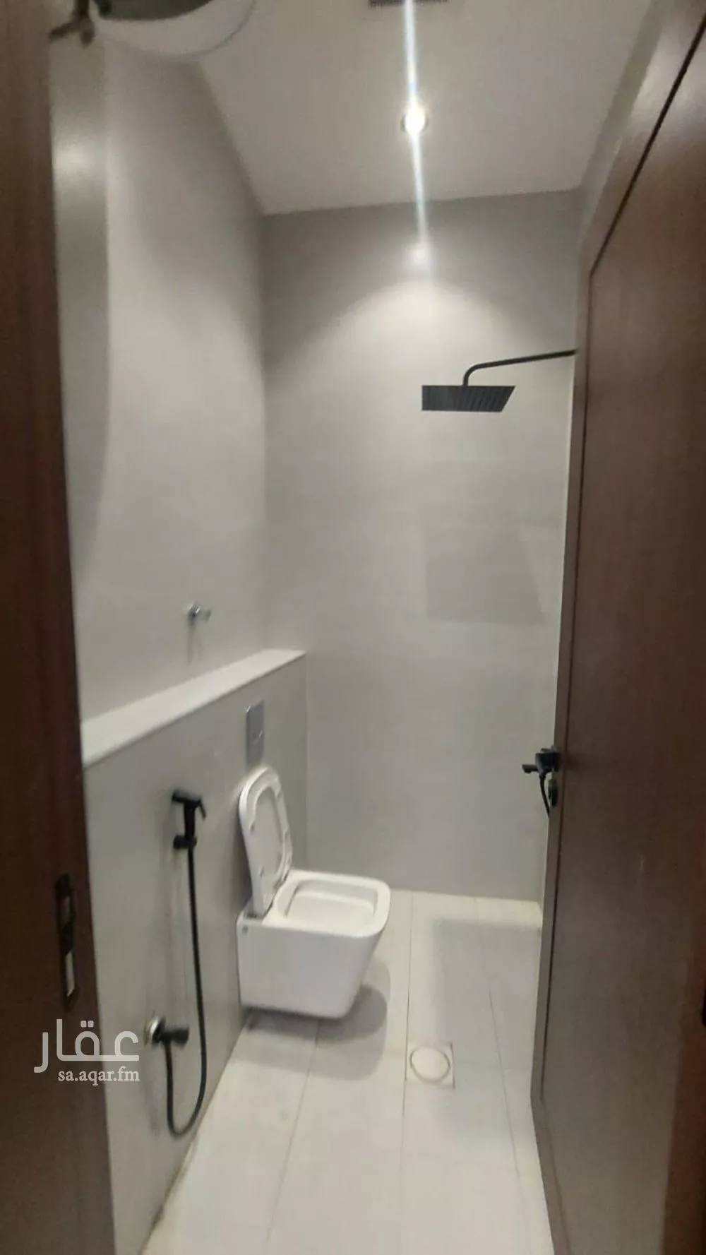 6 bedroom villa in Dhahrat Namar 10