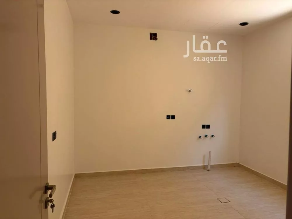 5 bedroom villa in Tuwaiq 11