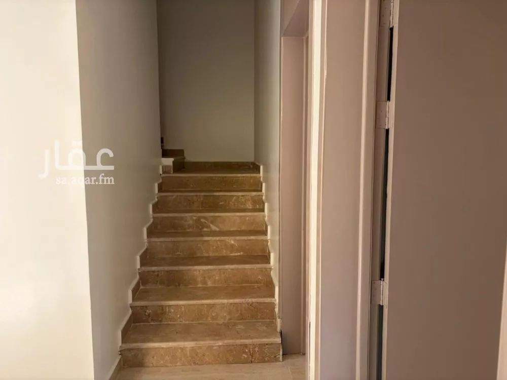 5 bedroom villa in Tuwaiq 9