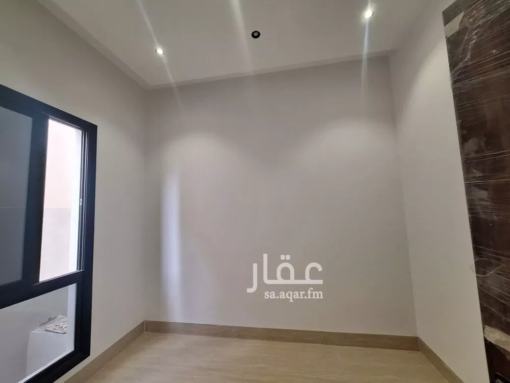 6 bedroom villa in Dhahrat Laban 6