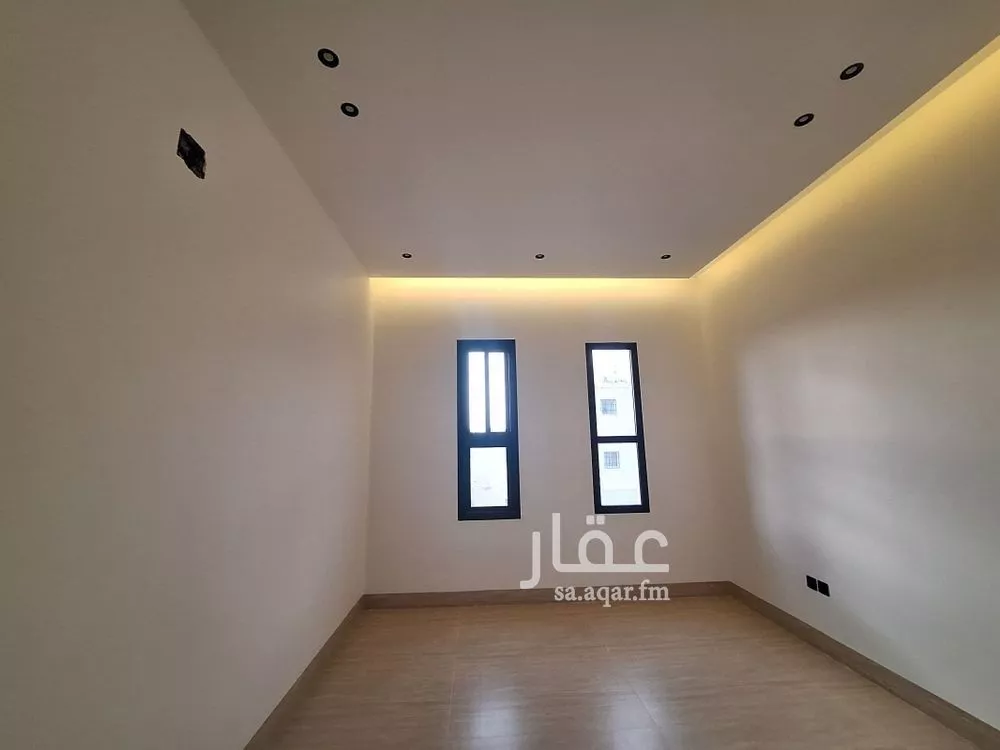 6 bedroom villa in Dhahrat Laban 8