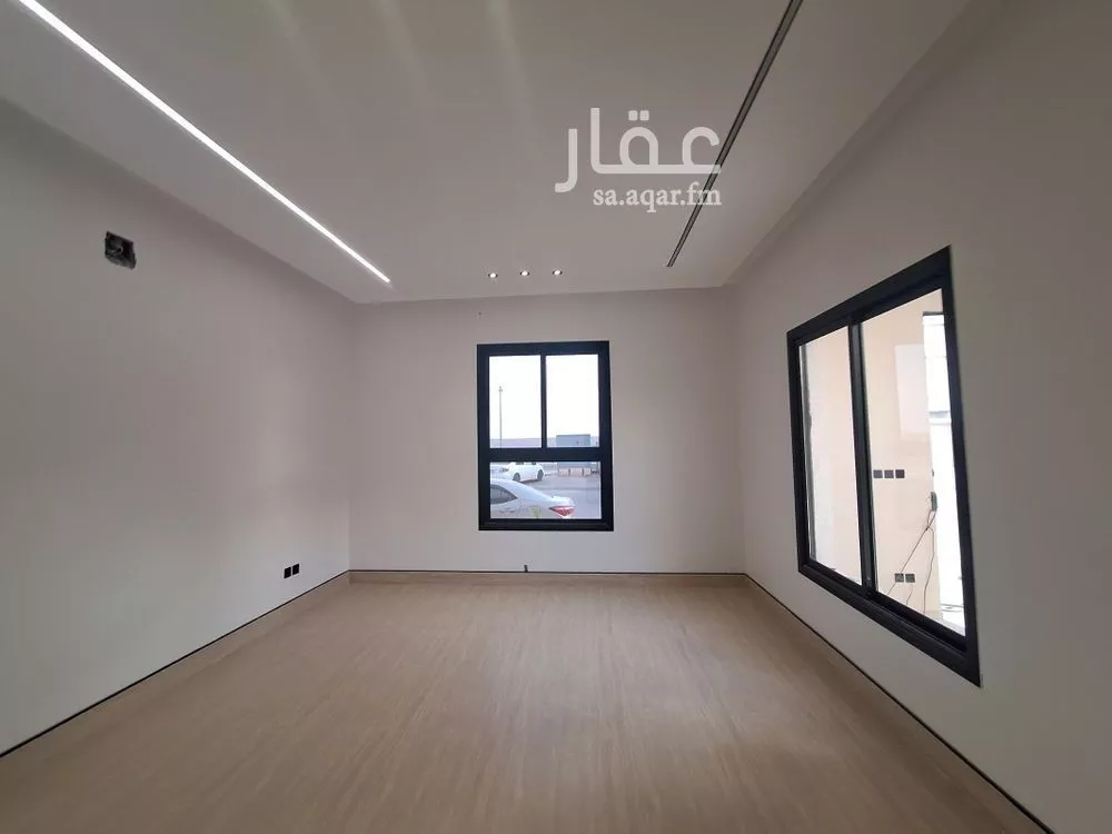 6 bedroom villa in Dhahrat Laban 10