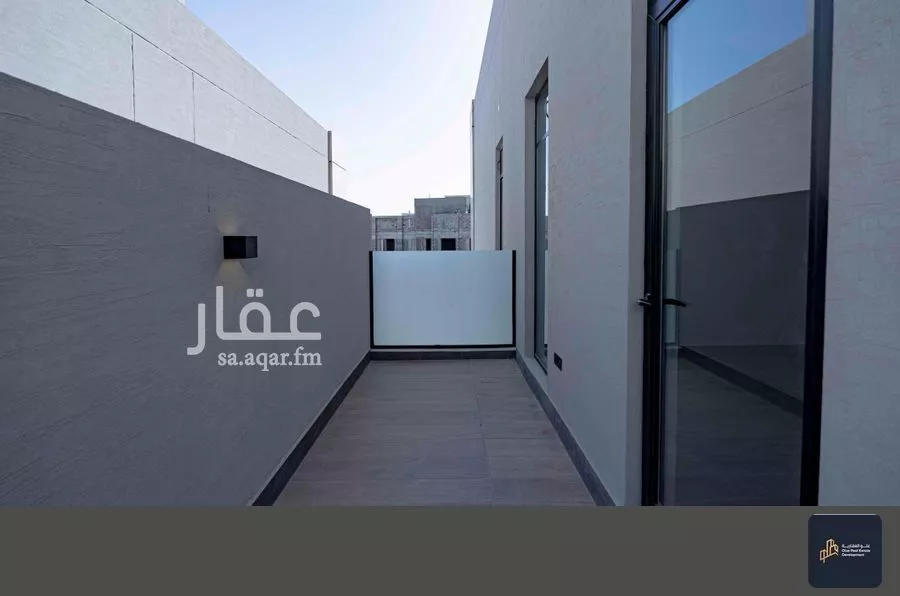 فيلا 5 غرف في النرجس 14