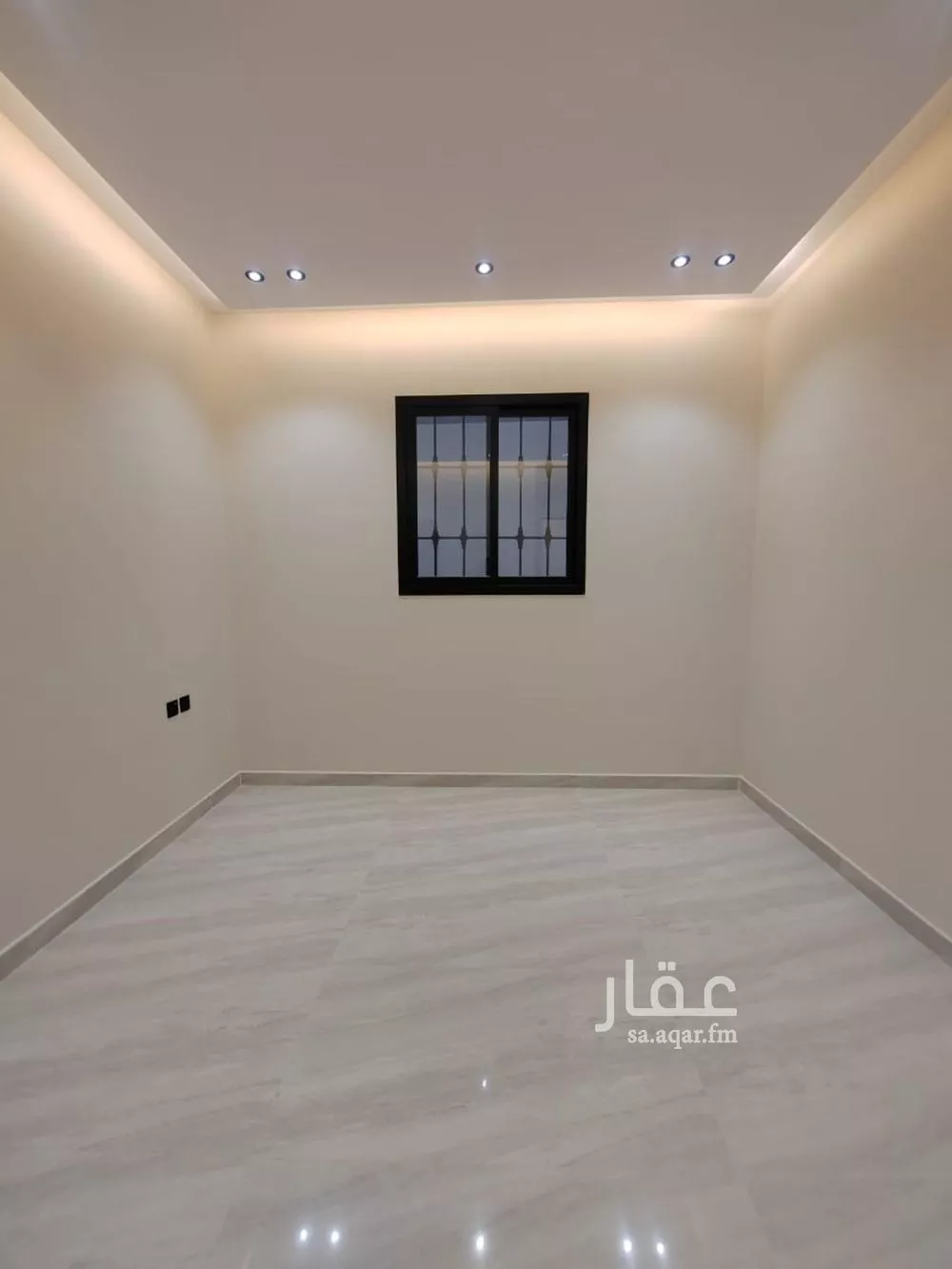 5 bedroom villa in Al Uraija Al Wusta 2