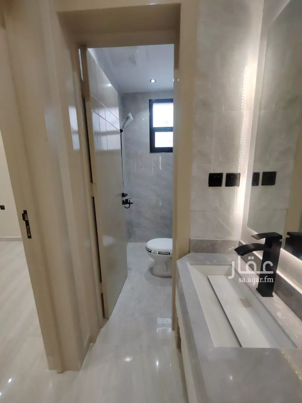 5 bedroom villa in Al Uraija Al Wusta 8
