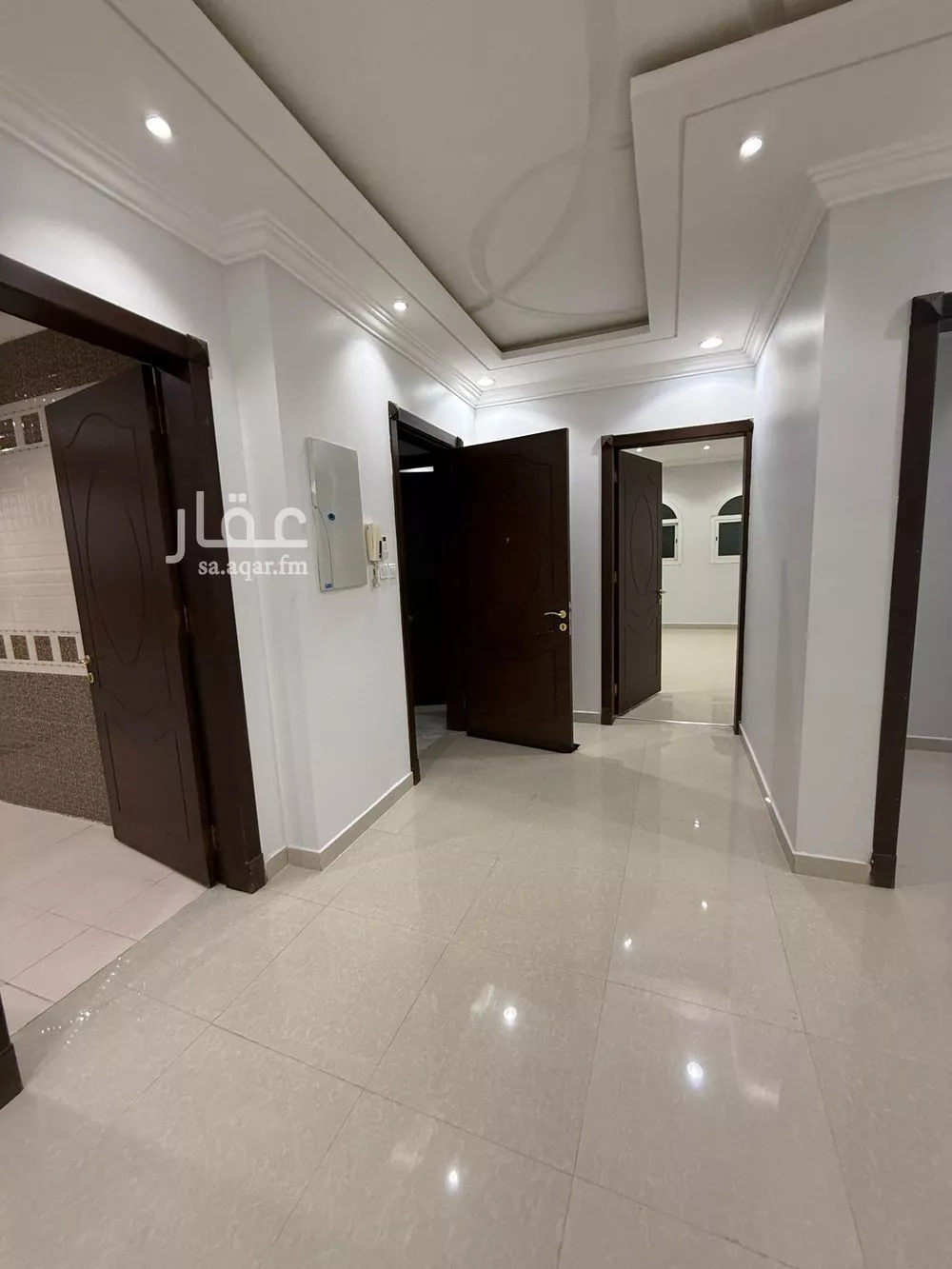3 bedroom floor in Al Aqiq 6