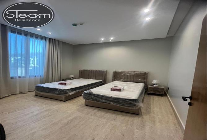 3 bedroom apartment in Al Hamra 3