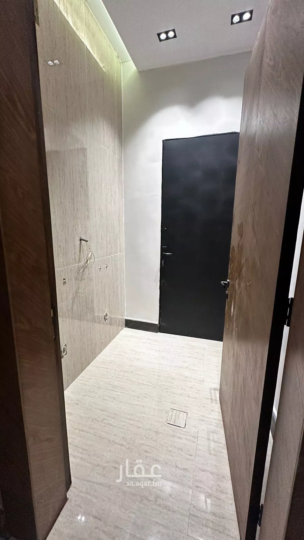 شقة 5 غرف في المهدية 10