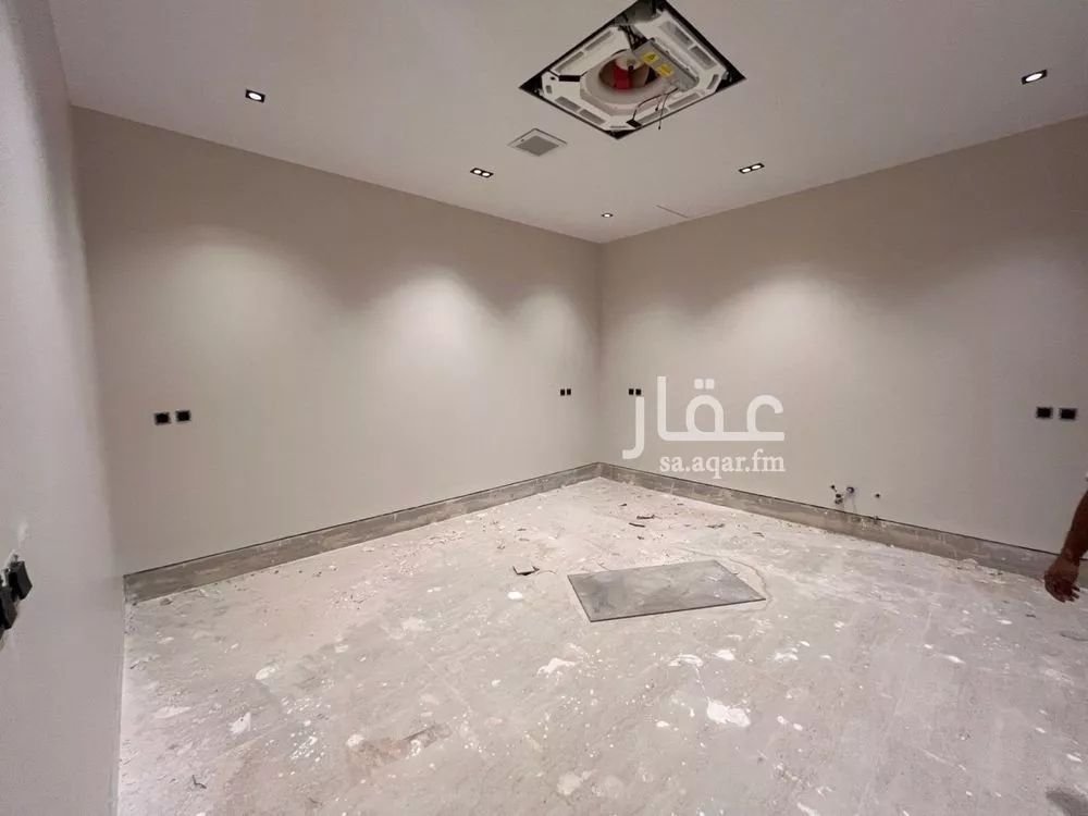 4 bedroom villa in Al Narjis 6