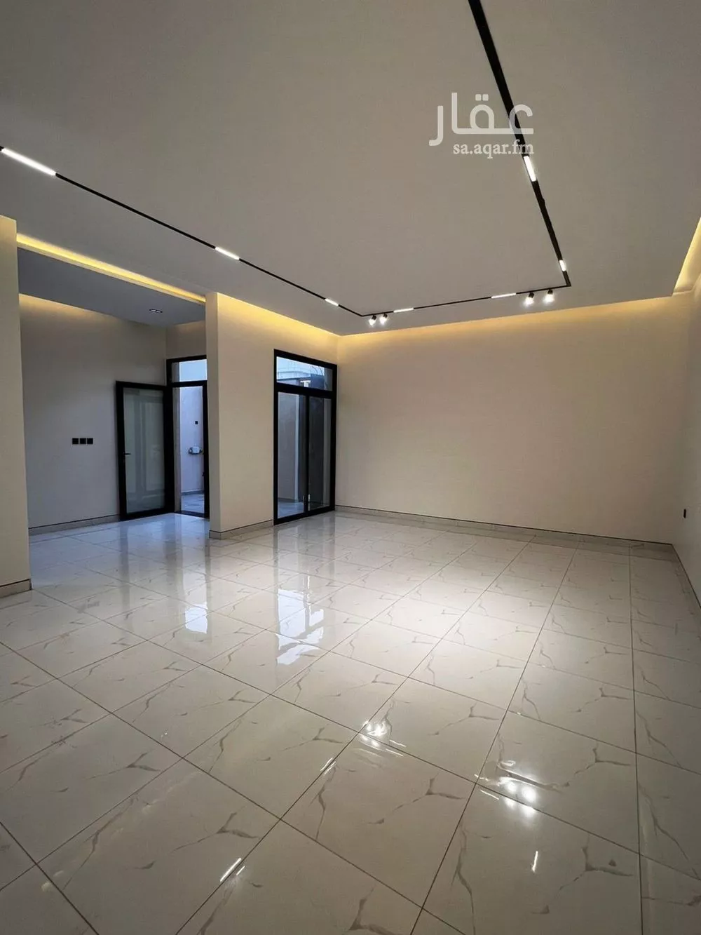 8 bedroom villa in Al Khaleej 5