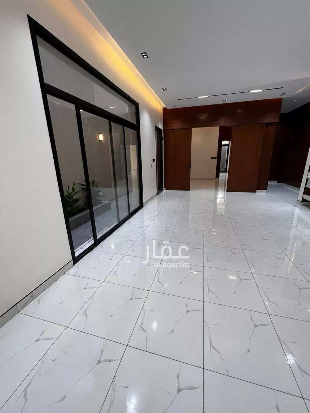 8 bedroom villa in Al Khaleej 6