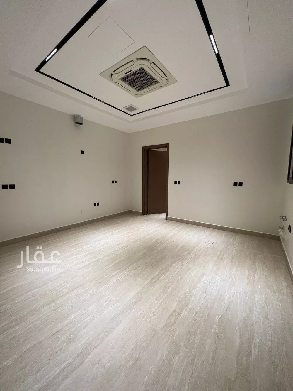 5 bedroom villa in Al Malqa 6