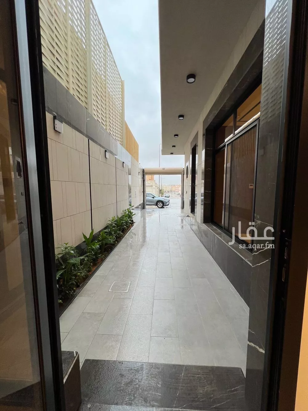 5 bedroom villa in Al Malqa 8