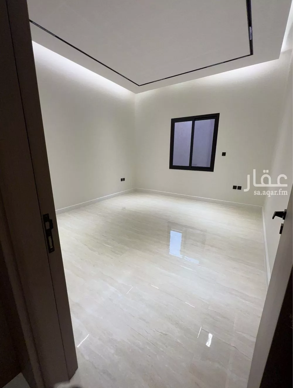 5 bedroom villa in Al Malqa 10