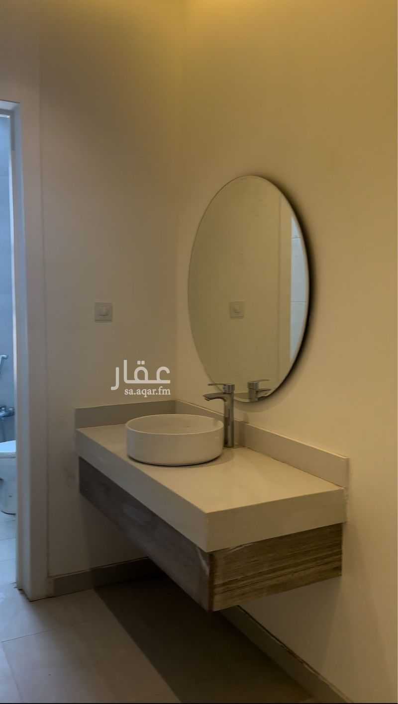 4 bedroom apartment in Shubra, Riyadh 4