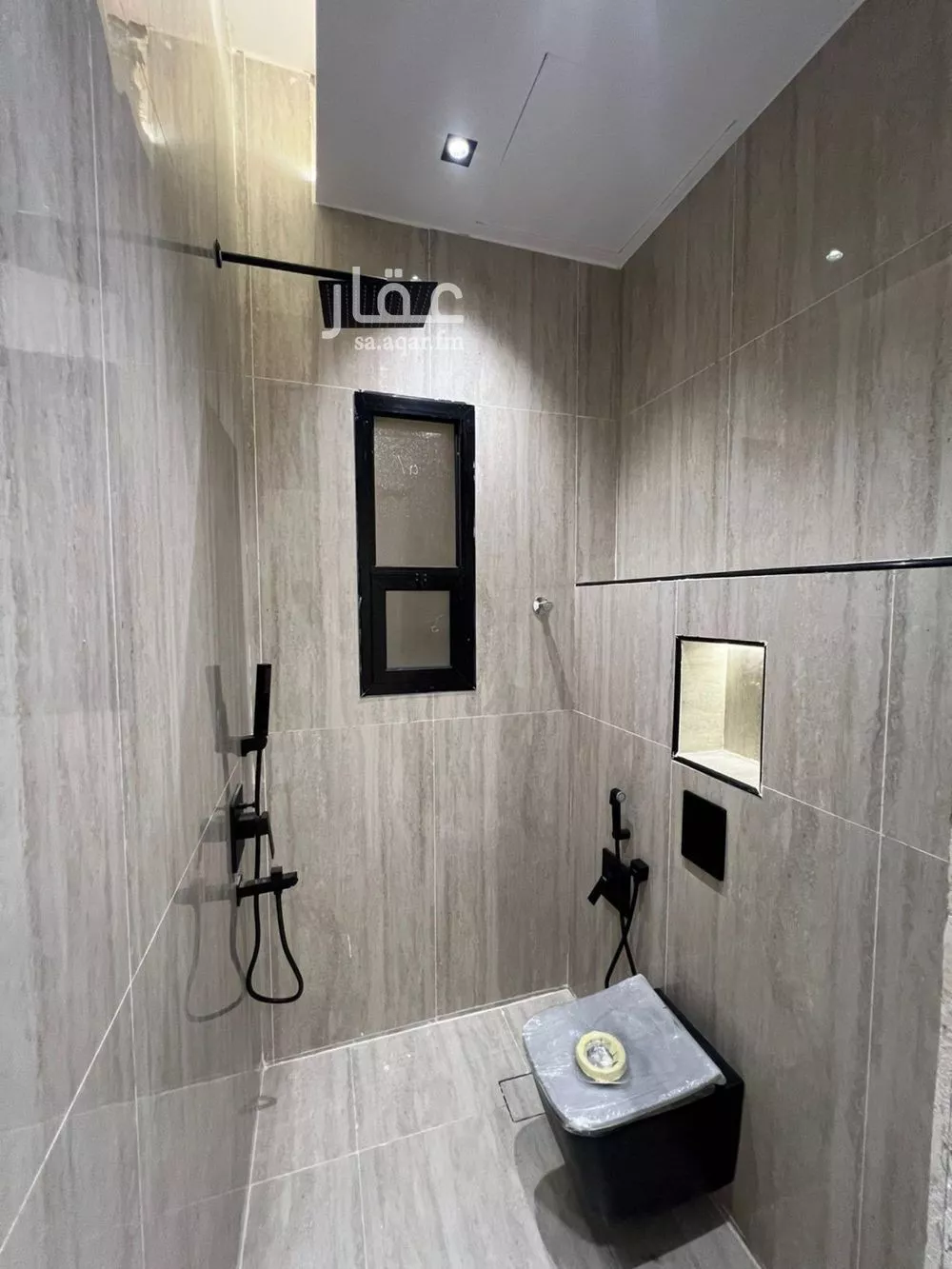8 bedroom villa in Al Rimal 2