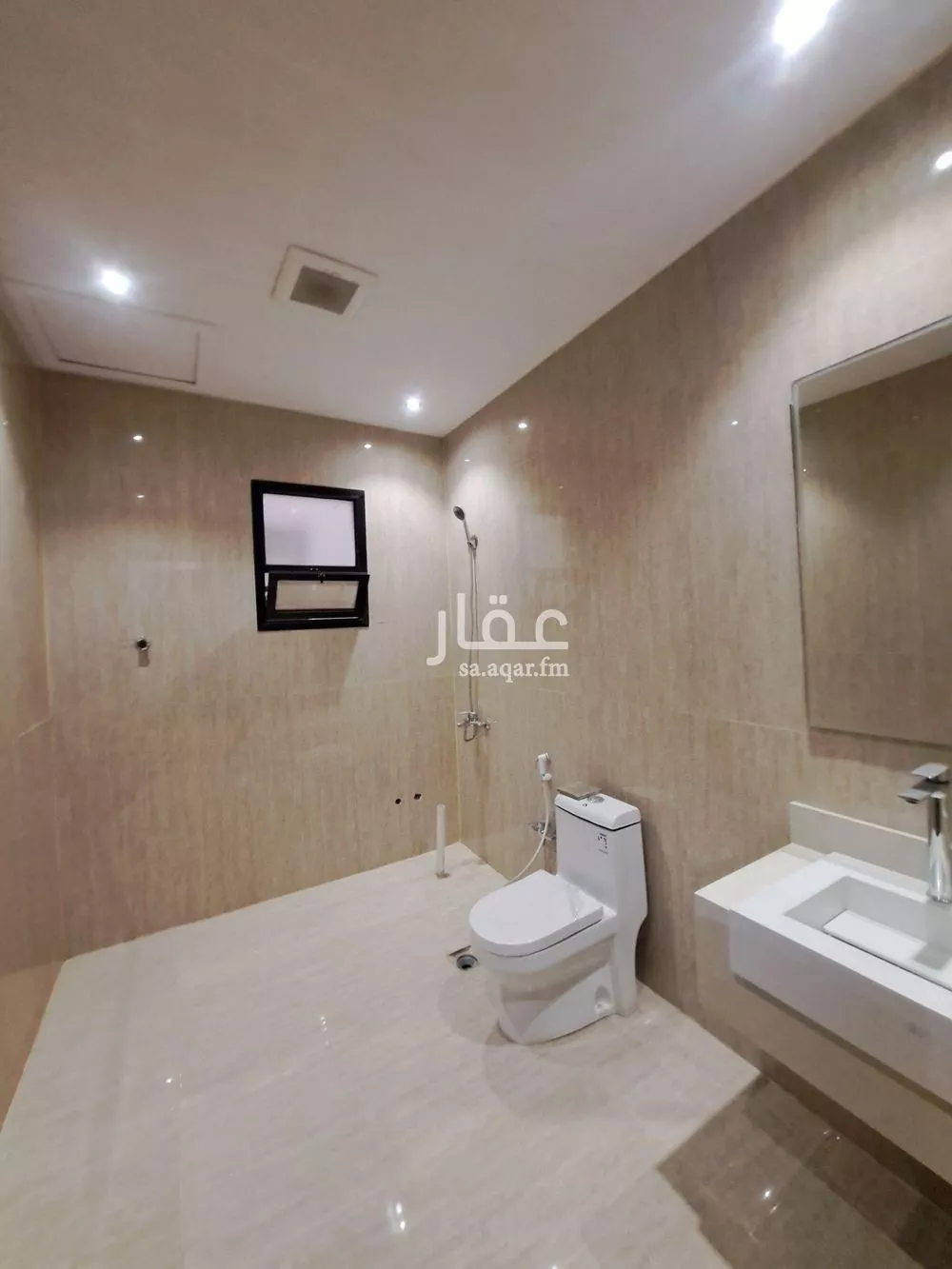 6 bedroom villa in Tuwaiq 17