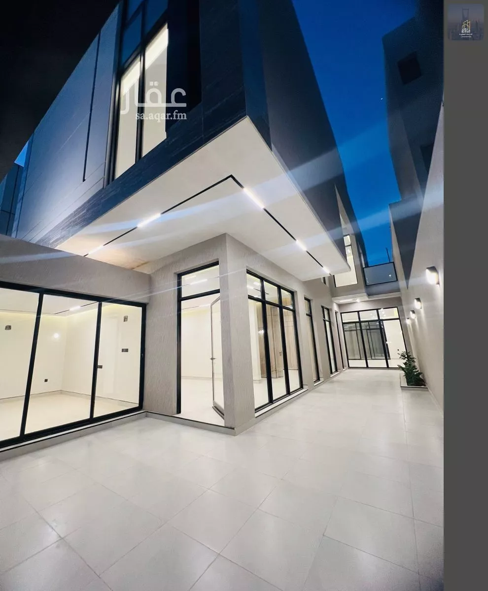 5 bedroom villa in Al Rimal 2