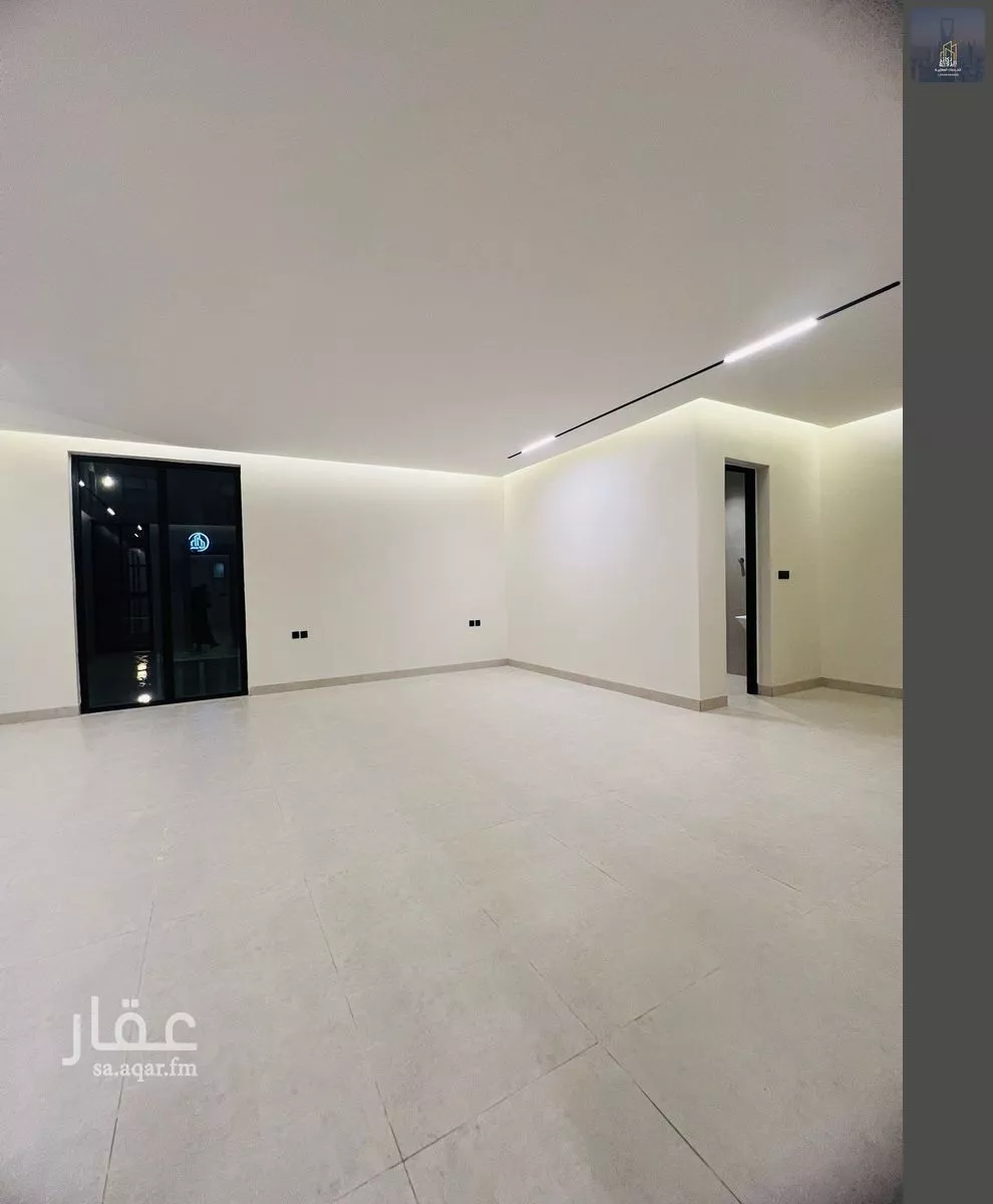 5 bedroom villa in Al Rimal 15