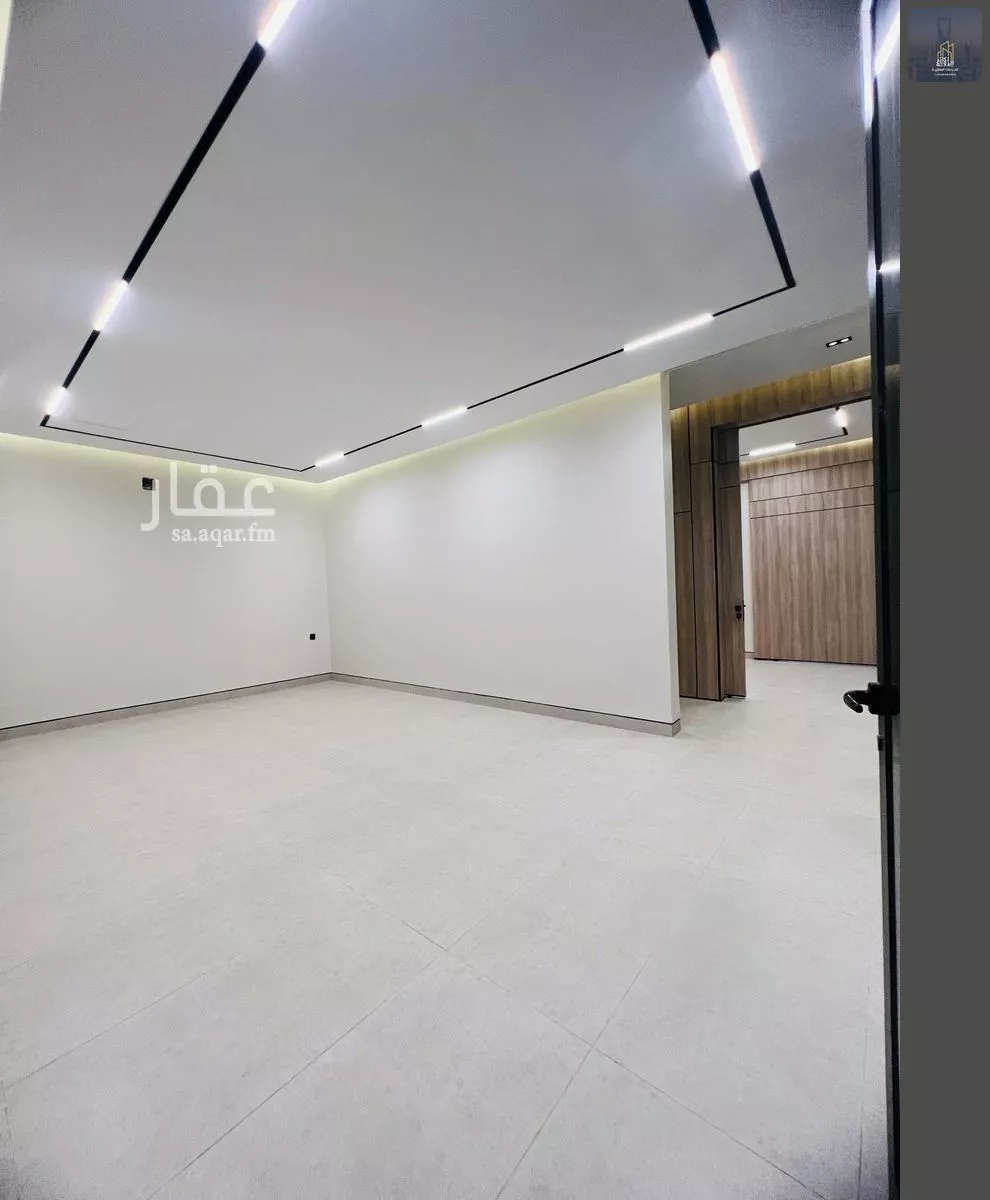 5 bedroom villa in Al Rimal 4