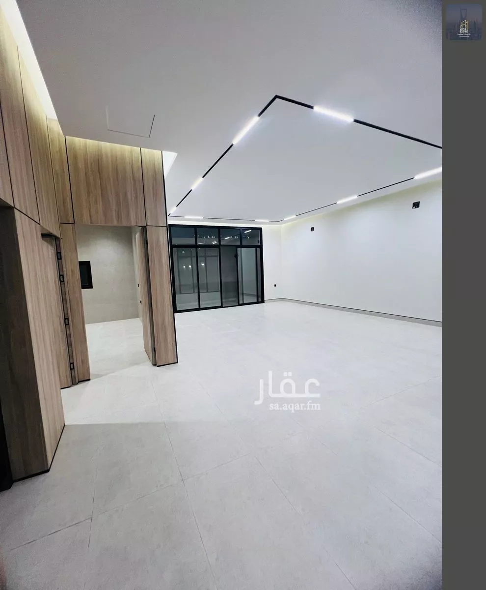 5 bedroom villa in Al Rimal 7