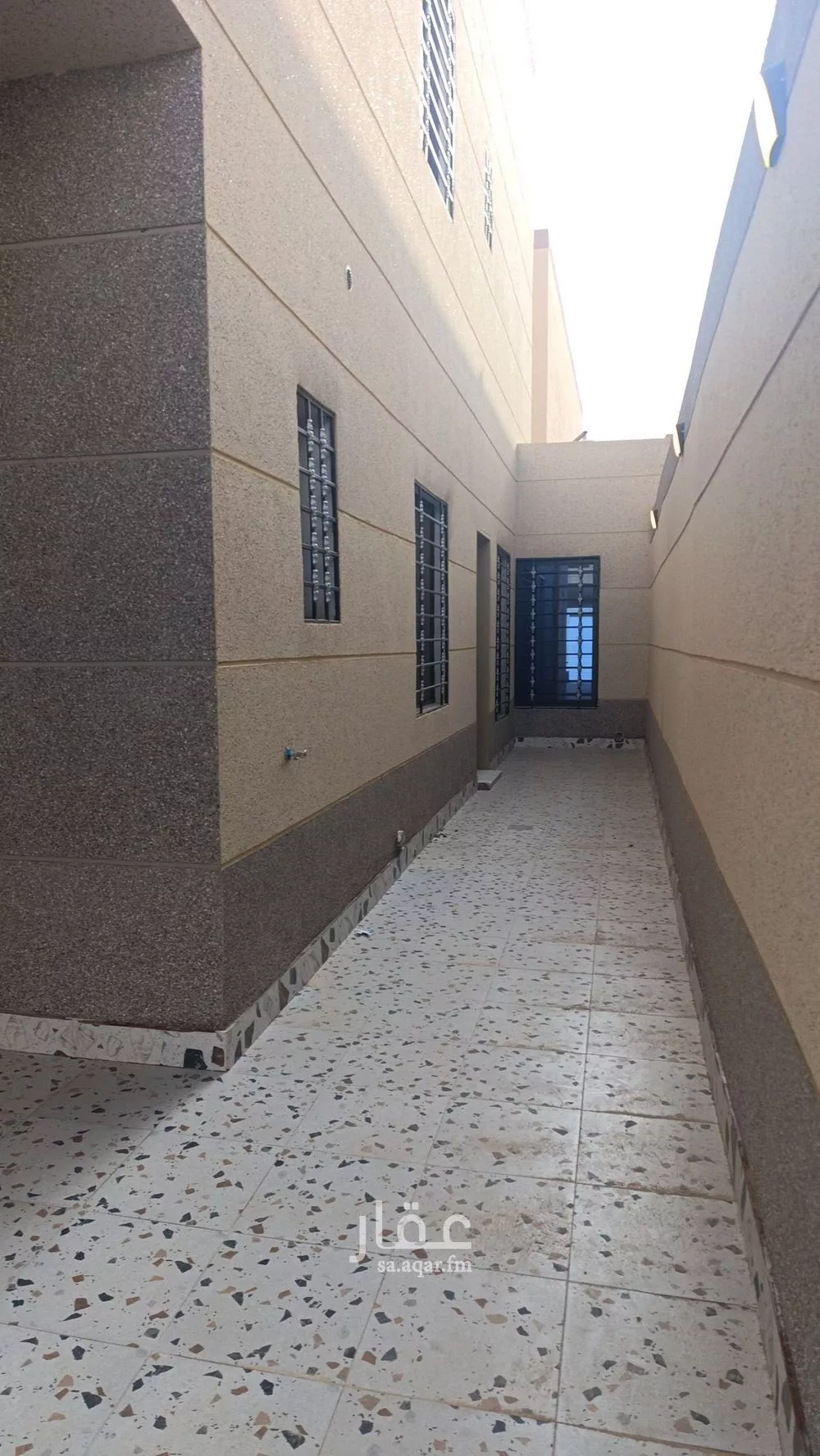 5 bedroom villa in Okaz 10