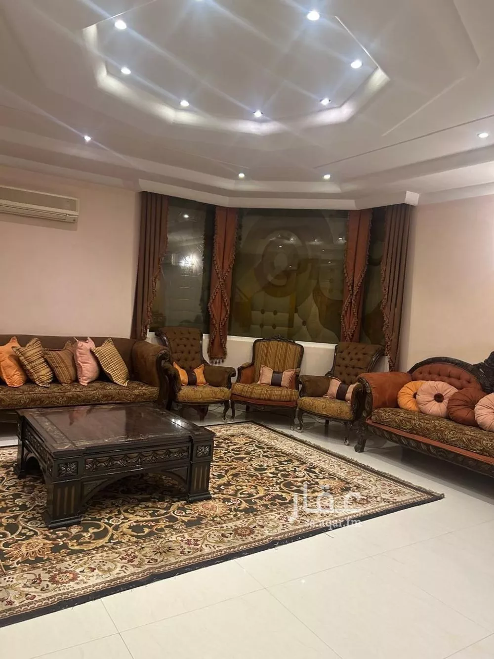 15 bedroom villa in Laban 8
