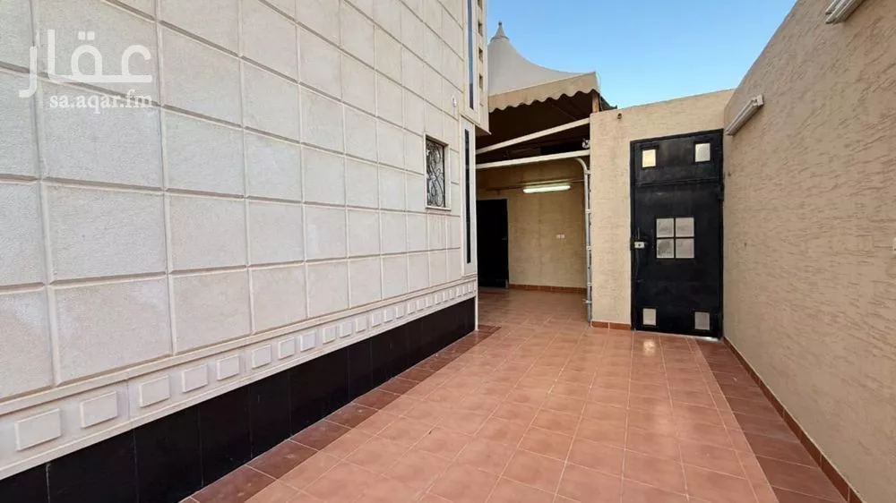 فيلا 18 غرف في ظهرة نمار 8