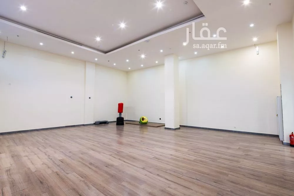 فيلا 4 غرف في ام الحمام الشرقي 9