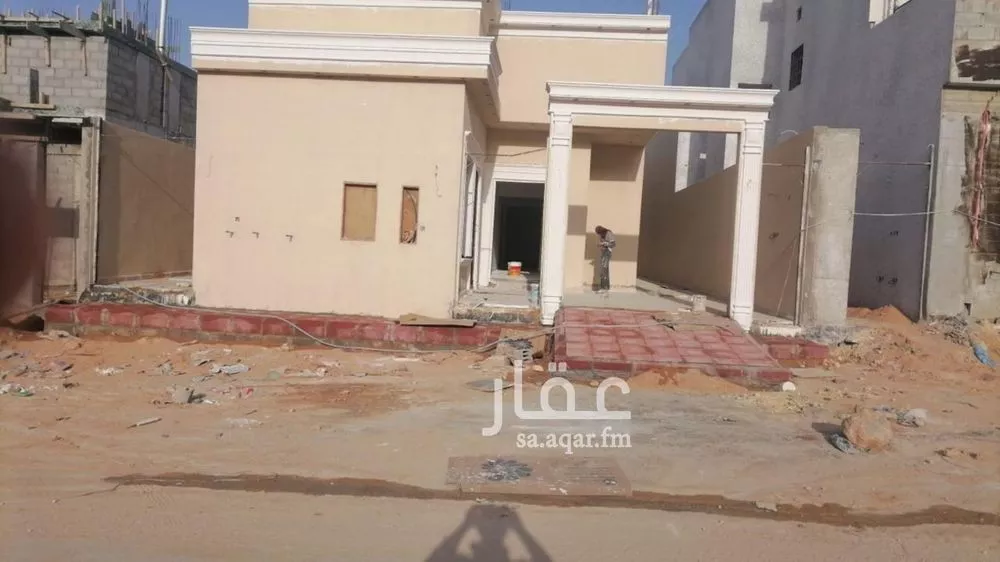 فيلا 5 غرف في النظيم 2