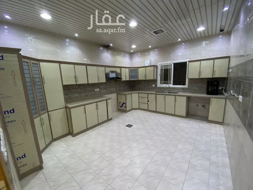 20 bedroom villa in Al Rimal 16