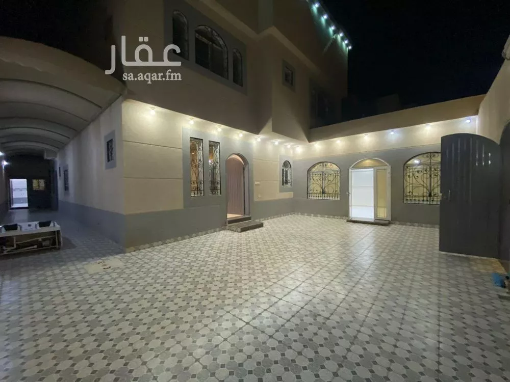 20 bedroom villa in Al Rimal 8