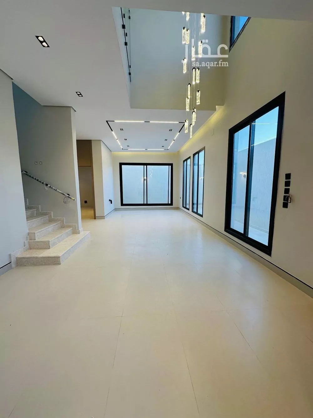5 bedroom villa in Al Maizilah 9
